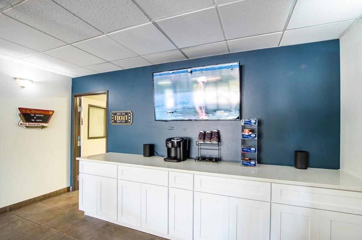 Vistas 216- Renovated Central Sierra Vista Long Term Discounts Exterior photo